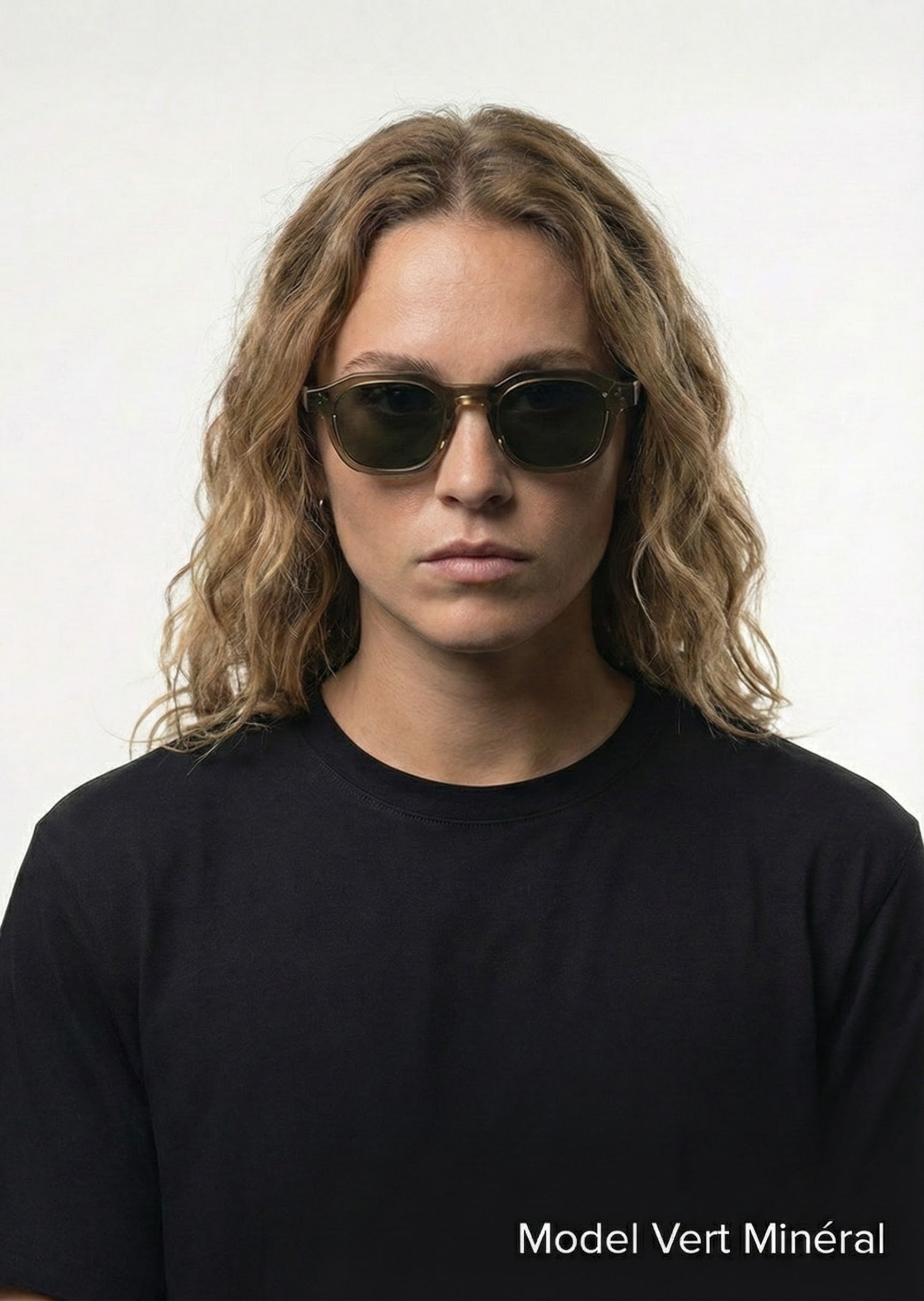 Bolivine Light
